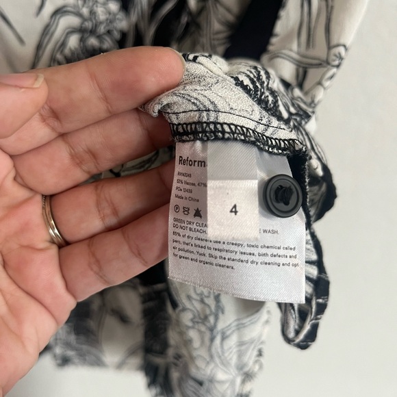 Reformation Sunday Mini Dress Size 4 - Picture 4 of 4